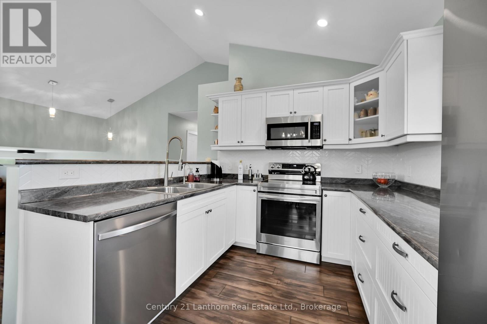 488 Johnston Road, Centre Hastings, Ontario  K0K 3H0 - Photo 17 - X13170390