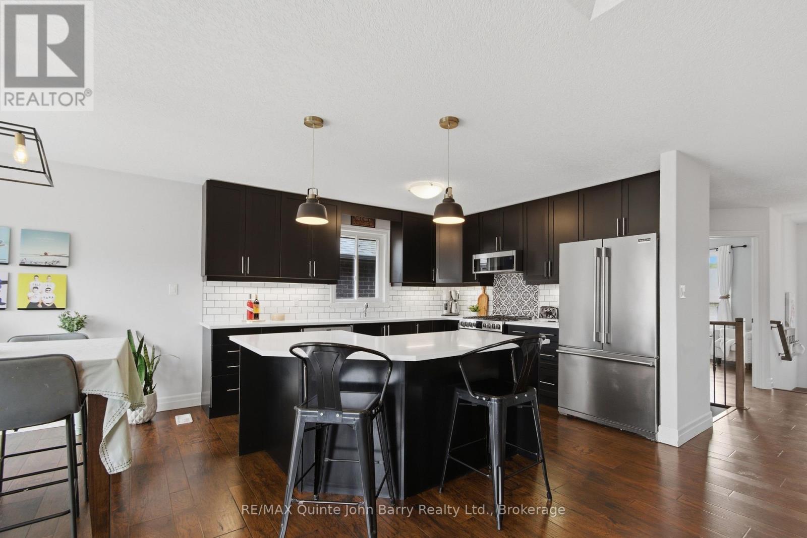 8 Liberty Crescent, Quinte West, Ontario  K8V 0G2 - Photo 6 - X13170562