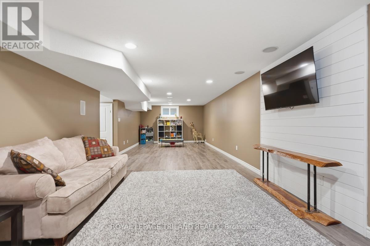 2091 Pennyroyal Street, London North, Ontario  N5X 0E6 - Photo 35 - X13170298