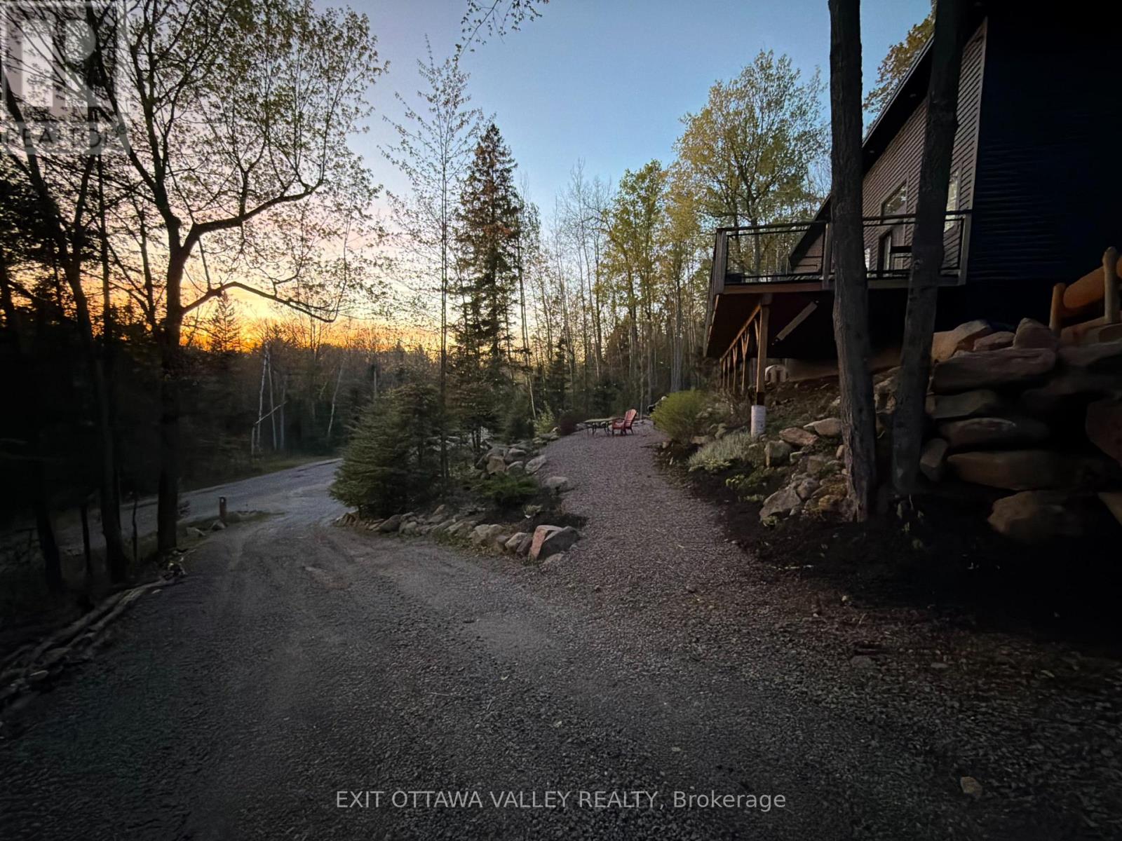 820 Hopefield Road E, Madawaska Valley, Ontario  K0J 1B0 - Photo 4 - X13170580
