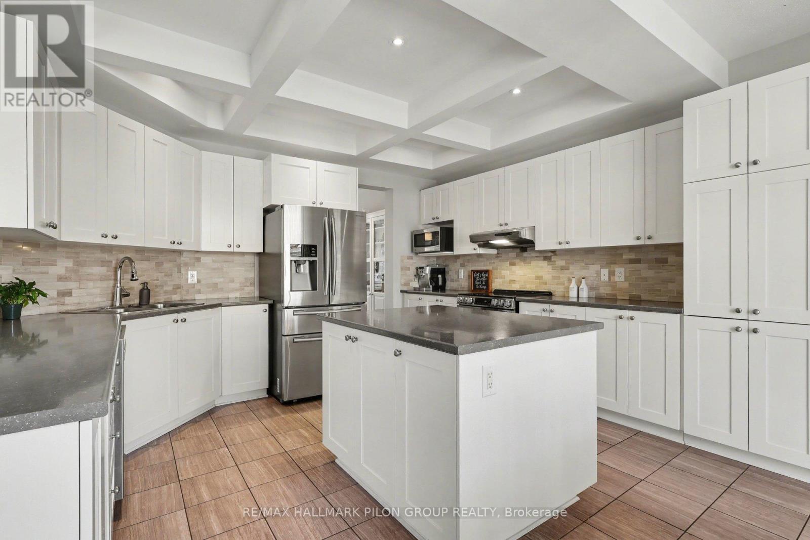 253 Terrapin Terrace, Ottawa, Ontario  K4A 0W2 - Photo 4 - X13170352