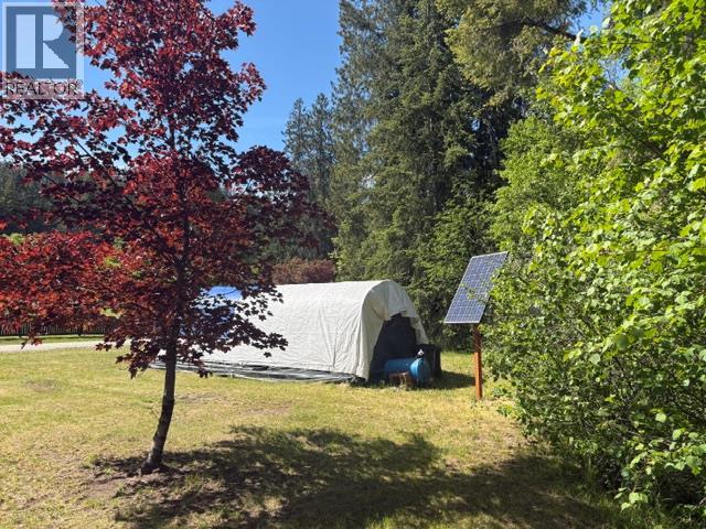 7520 Broadwater Road, Castlegar, British Columbia V1N 4V8 - Photo 12 - 10388718