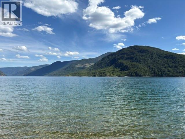 7520 Broadwater Road, Castlegar, British Columbia V1N 4V8 - Photo 19 - 10388718