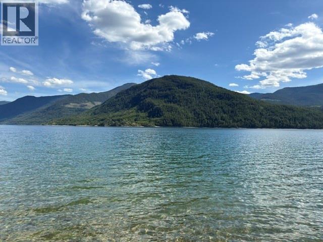 7520 Broadwater Road, Castlegar, British Columbia V1N 4V8 - Photo 18 - 10388718