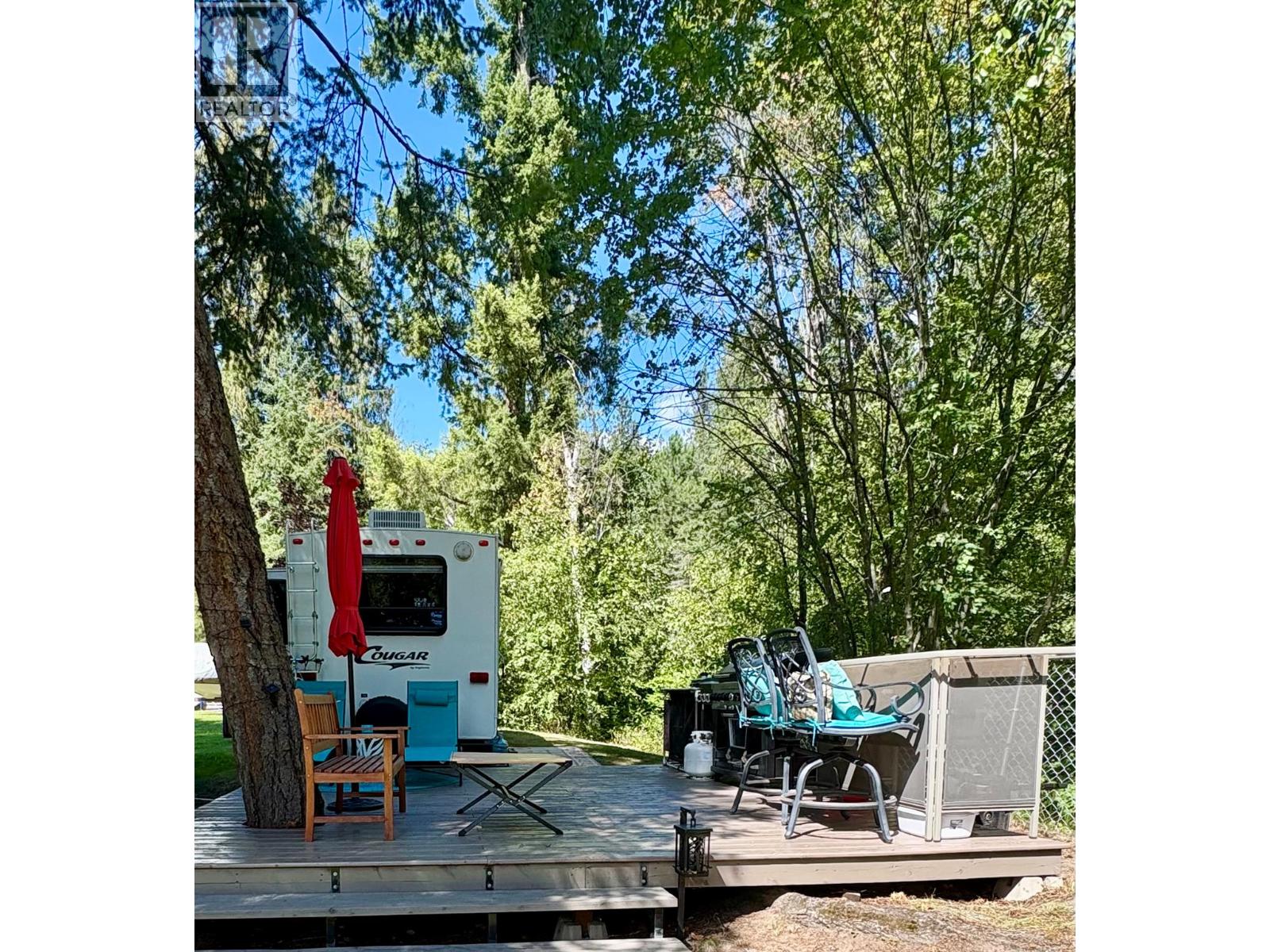7520 Broadwater Road, Castlegar, British Columbia V1N 4V8 - Photo 6 - 10388718