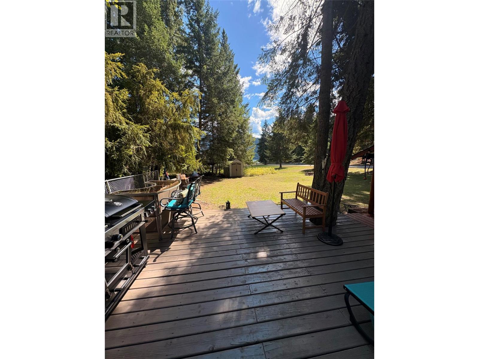 7520 Broadwater Road, Castlegar, British Columbia V1N 4V8 - Photo 10 - 10388718
