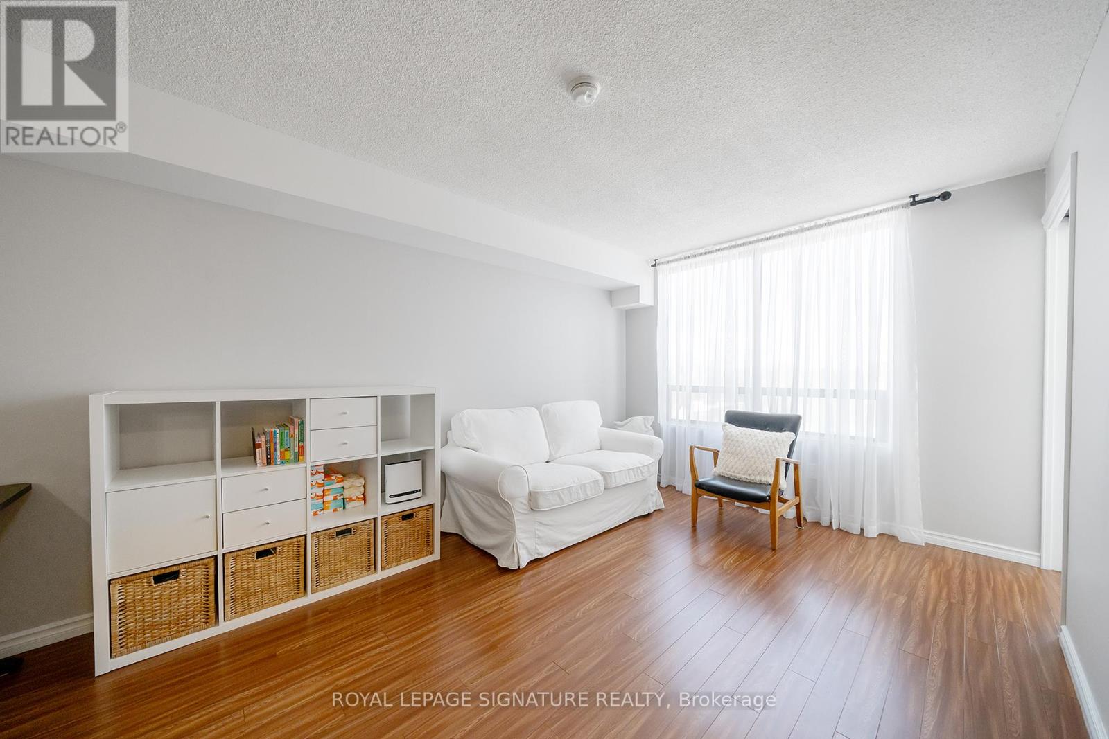 704 - 117 Gerrard Street E, Toronto, Ontario  M5B 2L4 - Photo 2 - C13128932