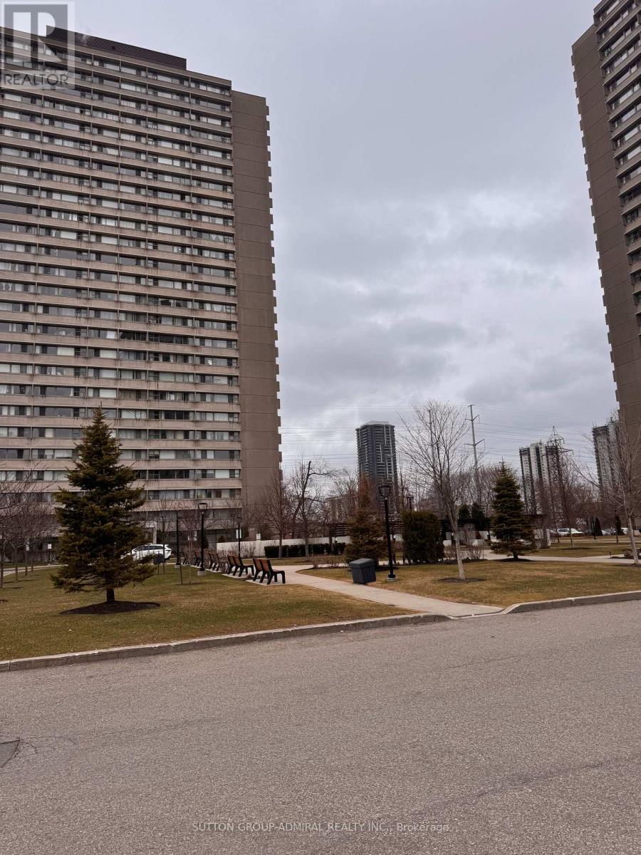 2405 - 715 Don Mills Road, Toronto, Ontario  M3C 1S5 - Photo 2 - C13169786