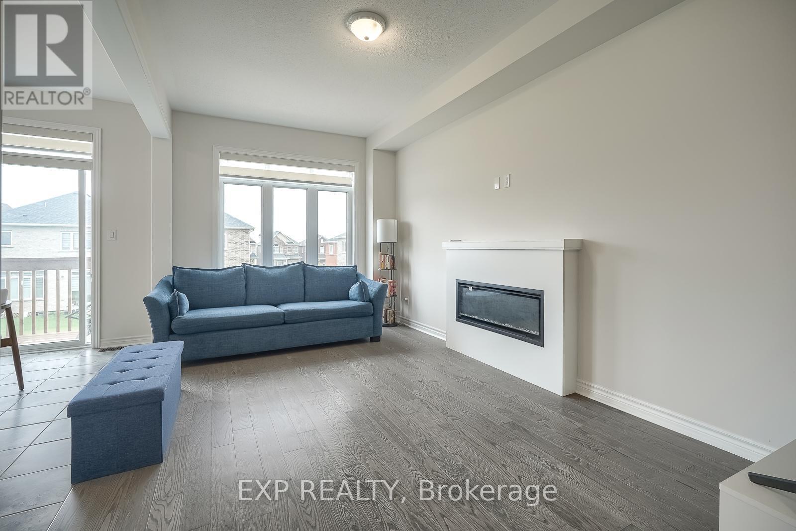 1020 Matthew Murray Crescent, Oshawa, Ontario  L1K 3G5 - Photo 6 - E13168864