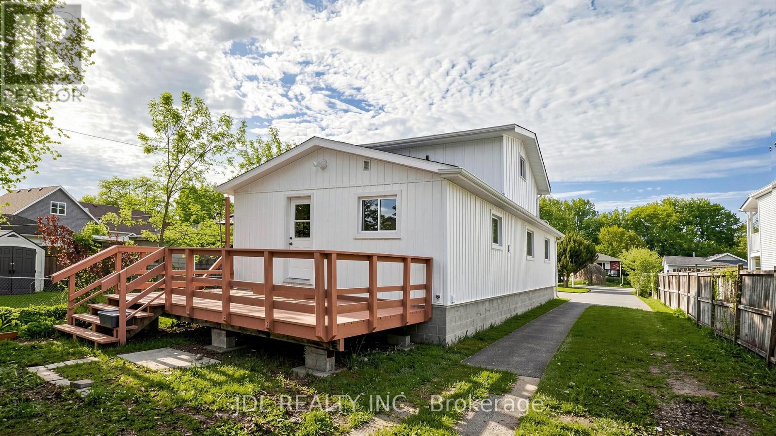 245 Royal Road, Georgina, Ontario  L4P 2T9 - Photo 19 - N13169560