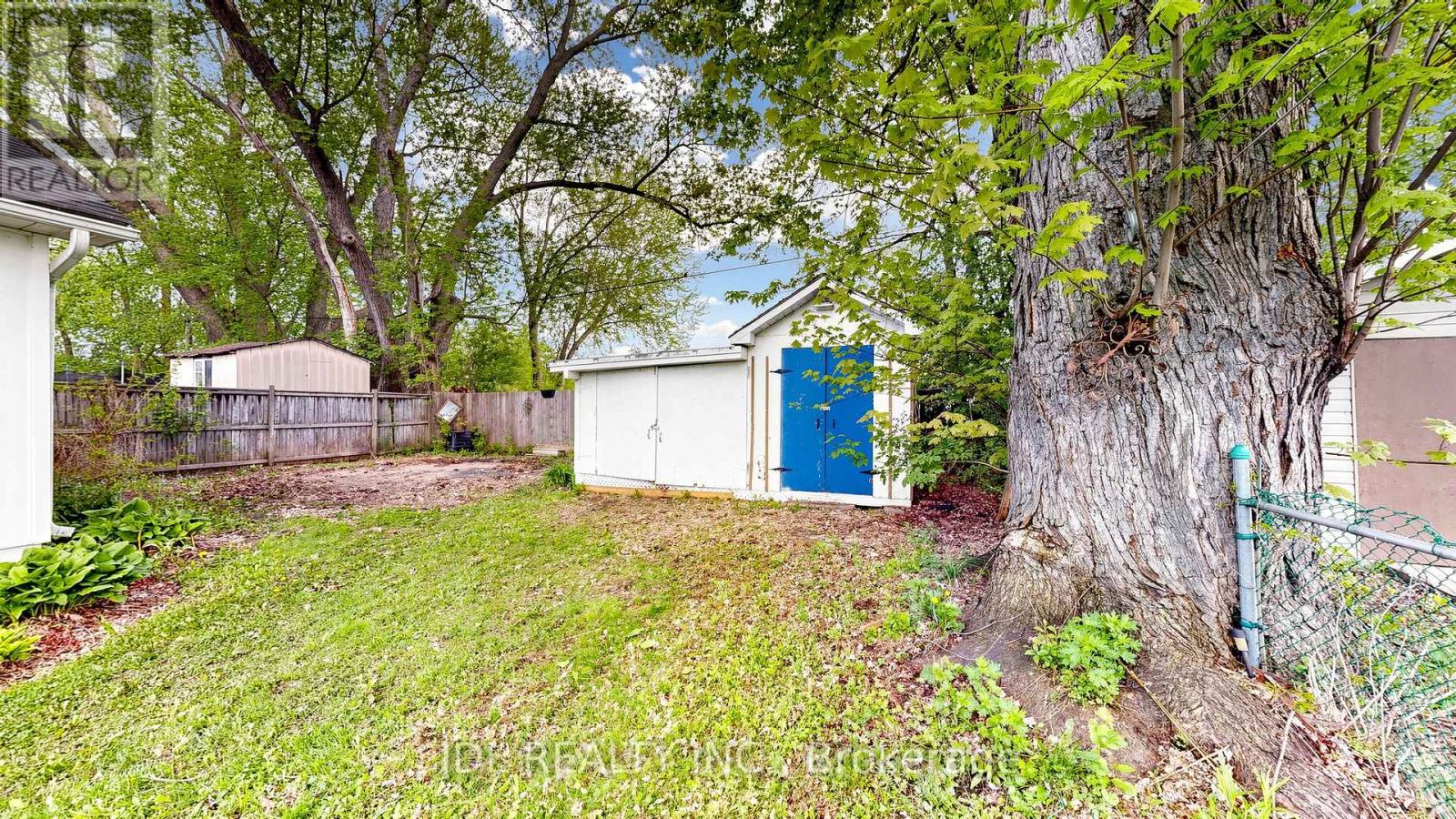 245 Royal Road, Georgina, Ontario  L4P 2T9 - Photo 22 - N13169560