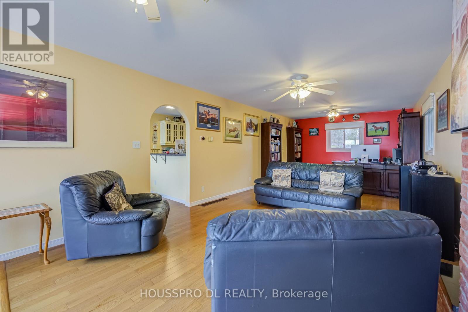 2683 Lakeshore Road E, Oro-Medonte, Ontario  L0L 1T0 - Photo 19 - S13137936