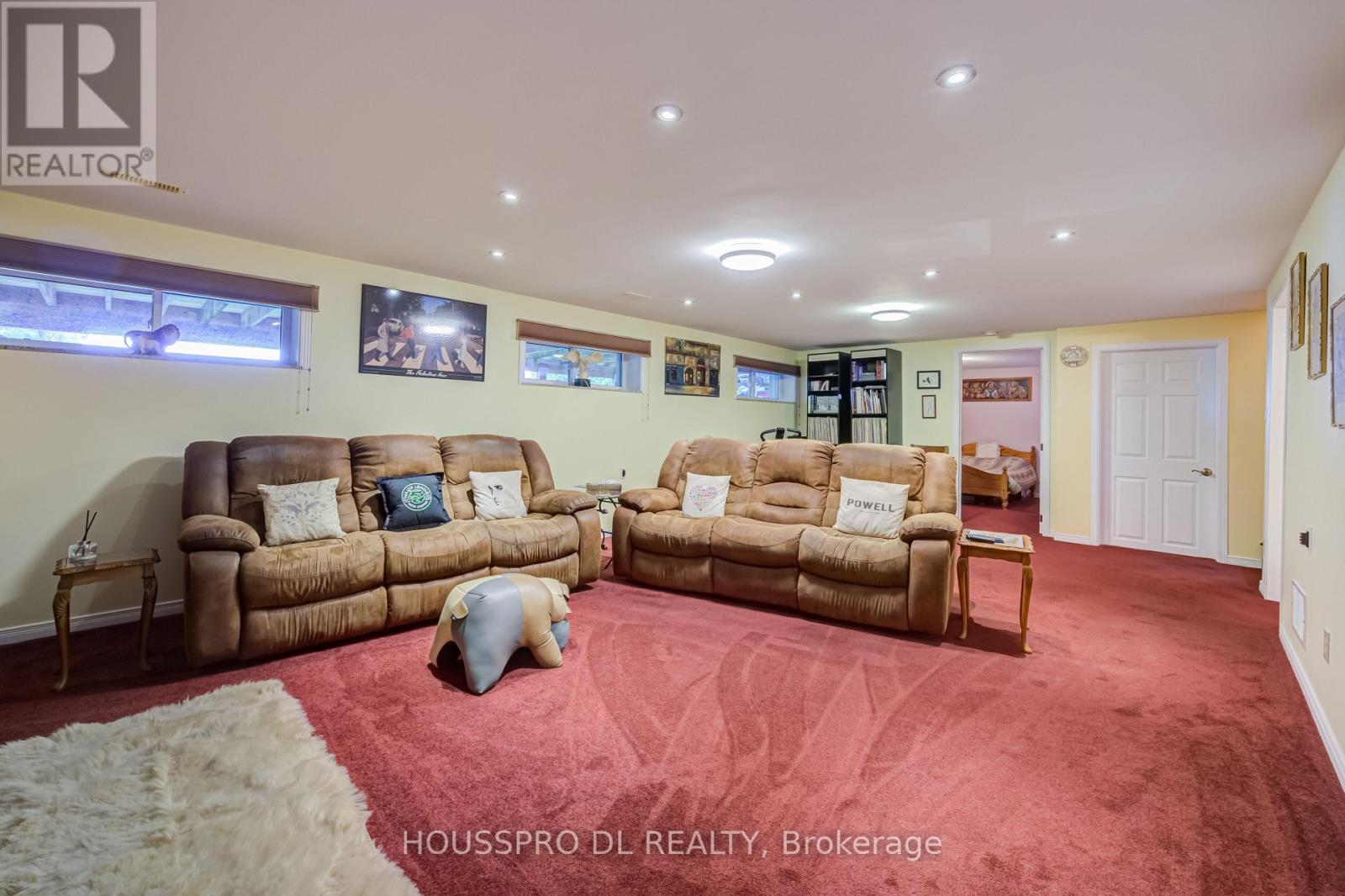 2683 Lakeshore Road E, Oro-Medonte, Ontario  L0L 1T0 - Photo 32 - S13137936