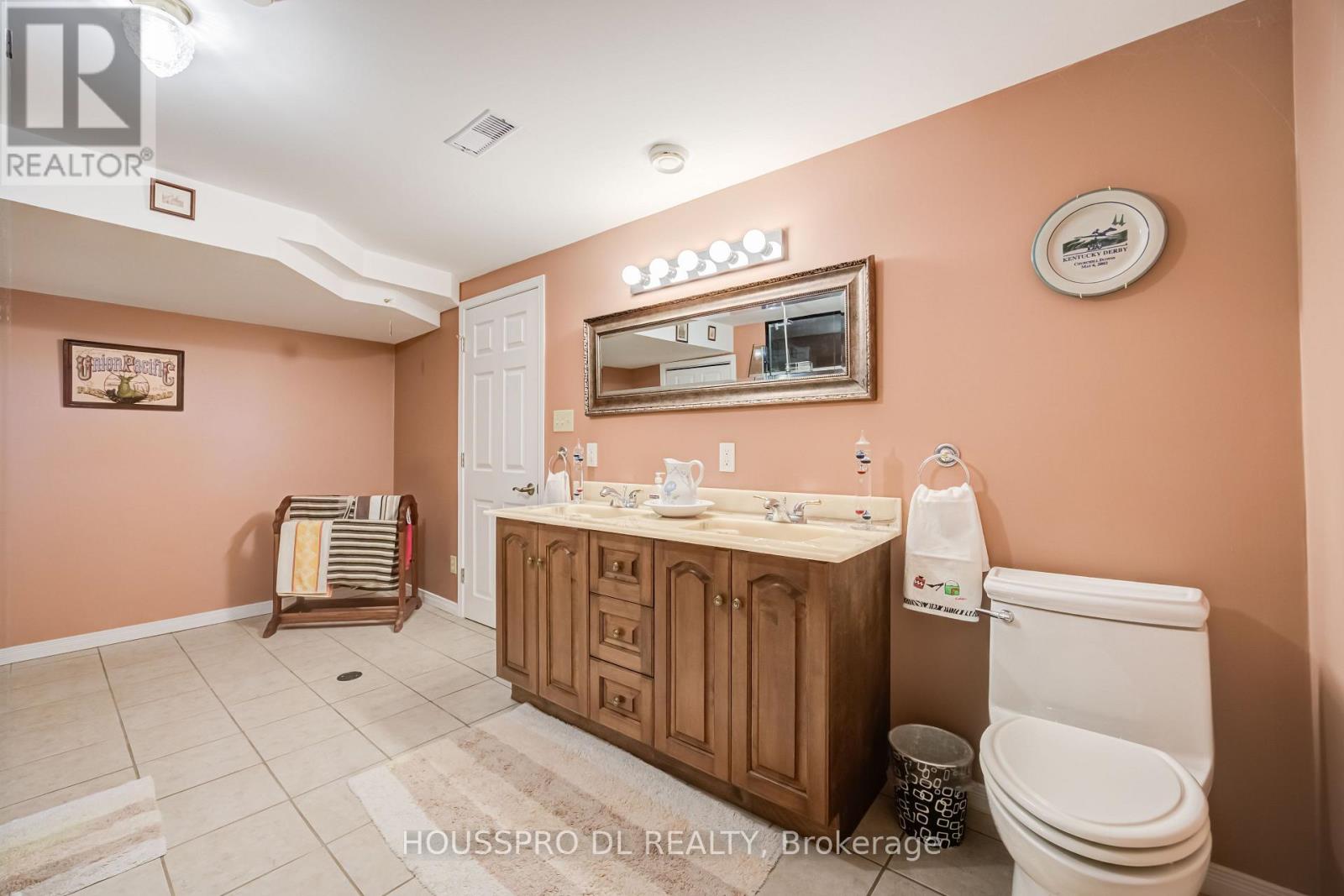 2683 Lakeshore Road E, Oro-Medonte, Ontario  L0L 1T0 - Photo 36 - S13137936