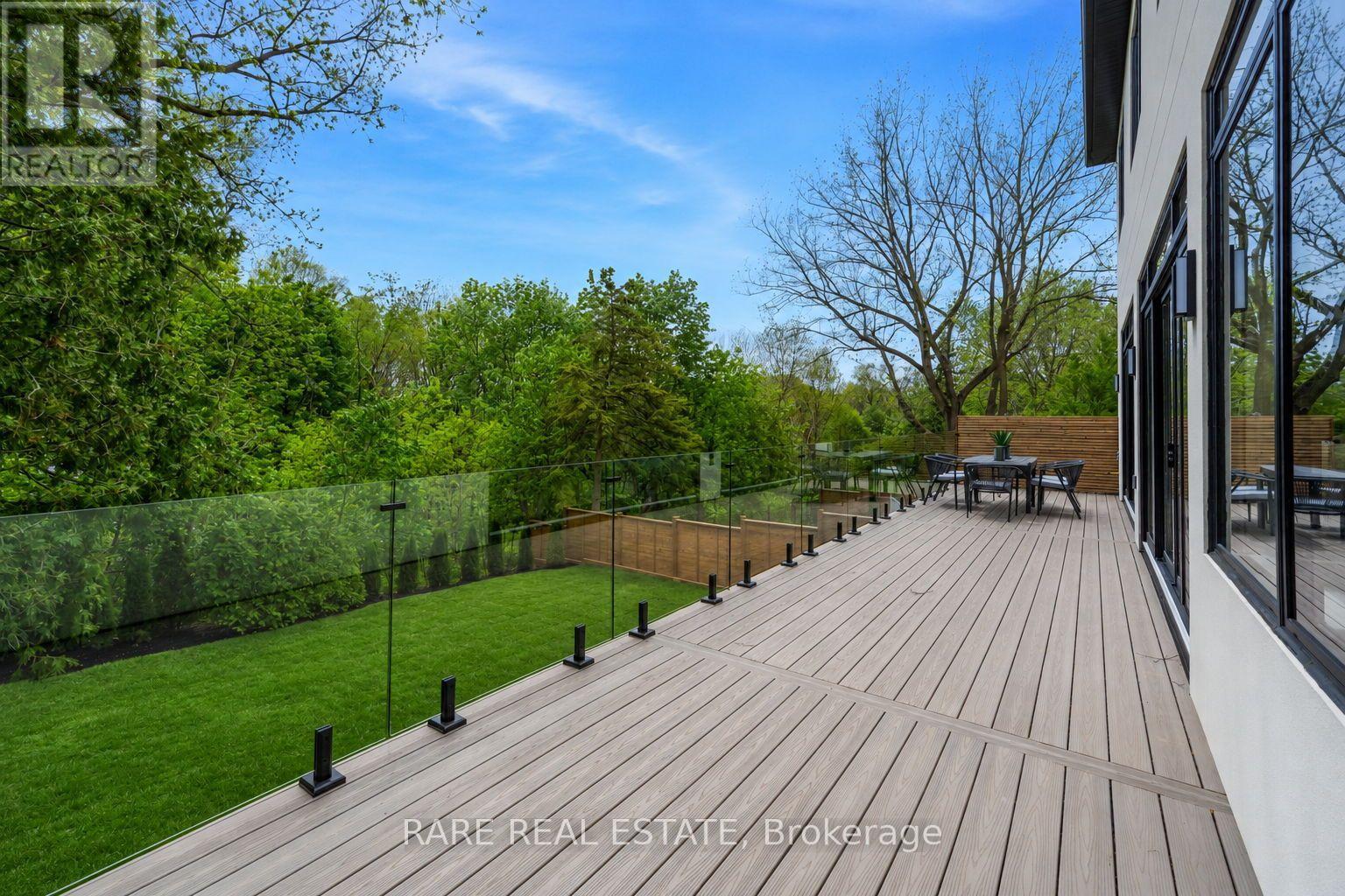 26 Hampshire Heights, Toronto, Ontario  M9B 2K4 - Photo 7 - W13170004