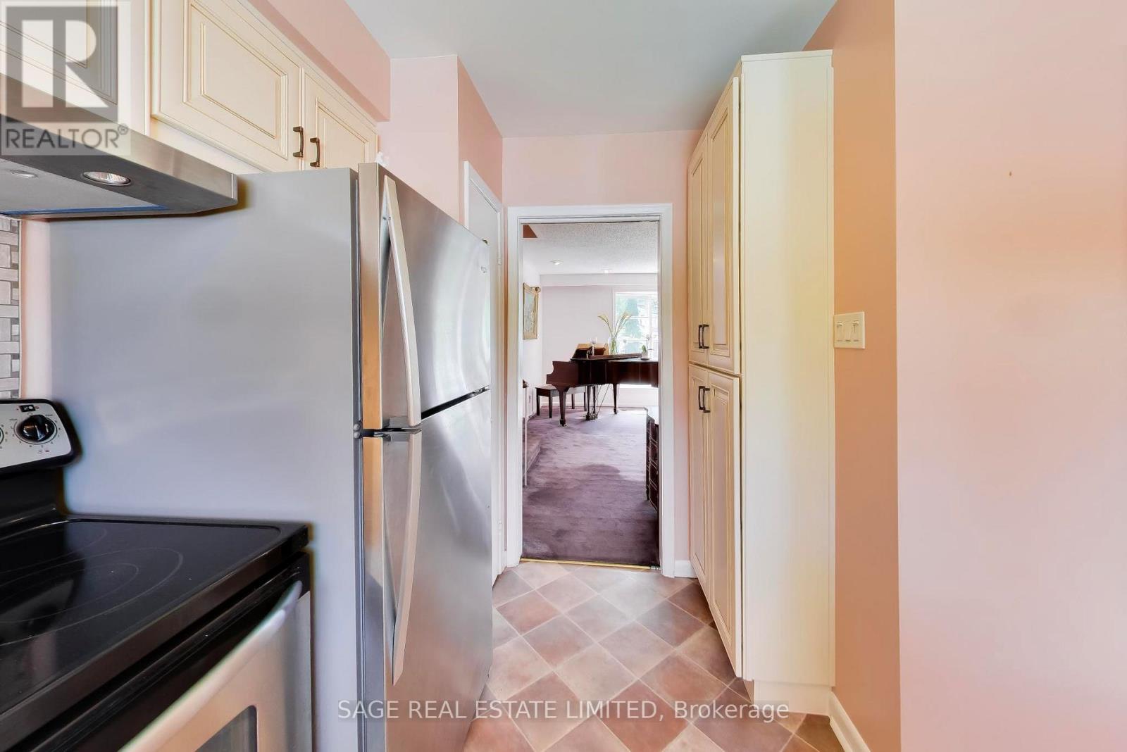10 Gaspe Road, Toronto, Ontario  M2K 2E8 - Photo 15 - C13170292