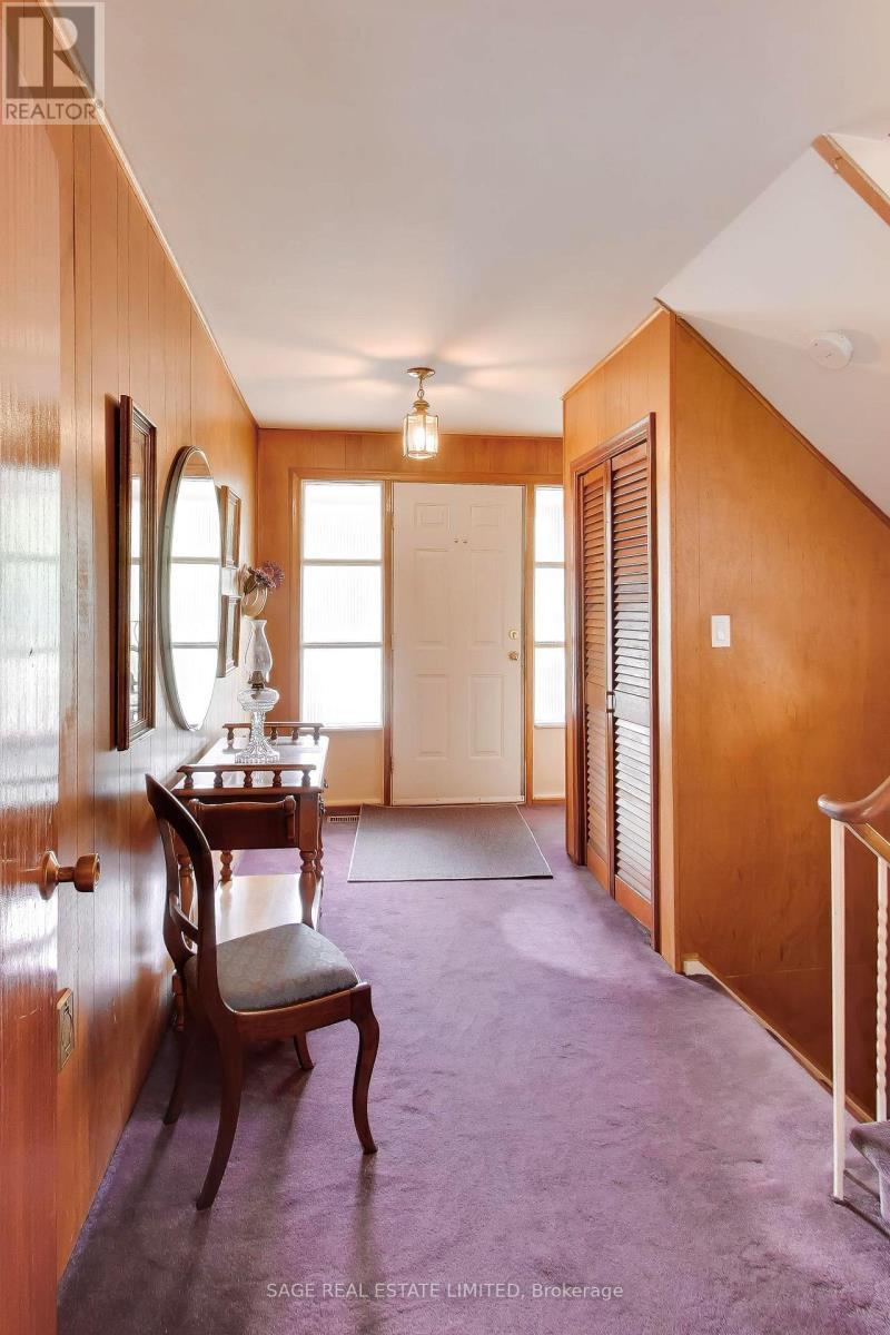 10 Gaspe Road, Toronto, Ontario  M2K 2E8 - Photo 4 - C13170292