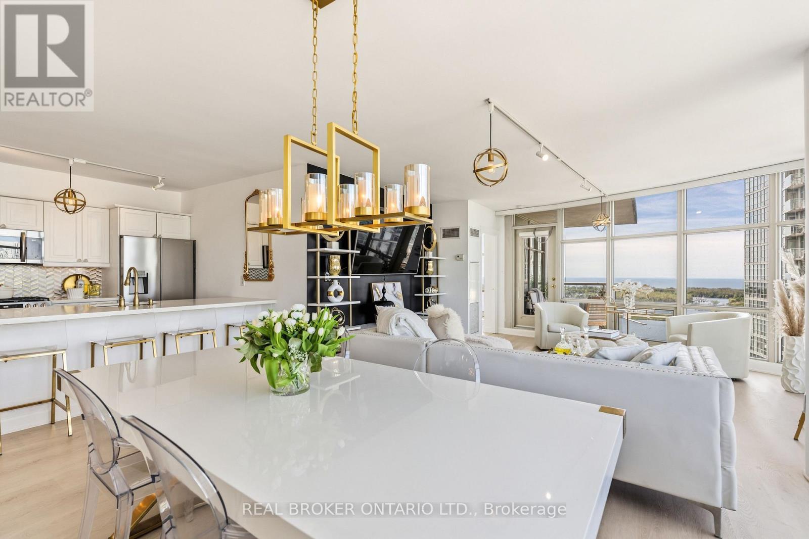 3812 - 10 NAVY WHARF COURT, Toronto, Ontario
