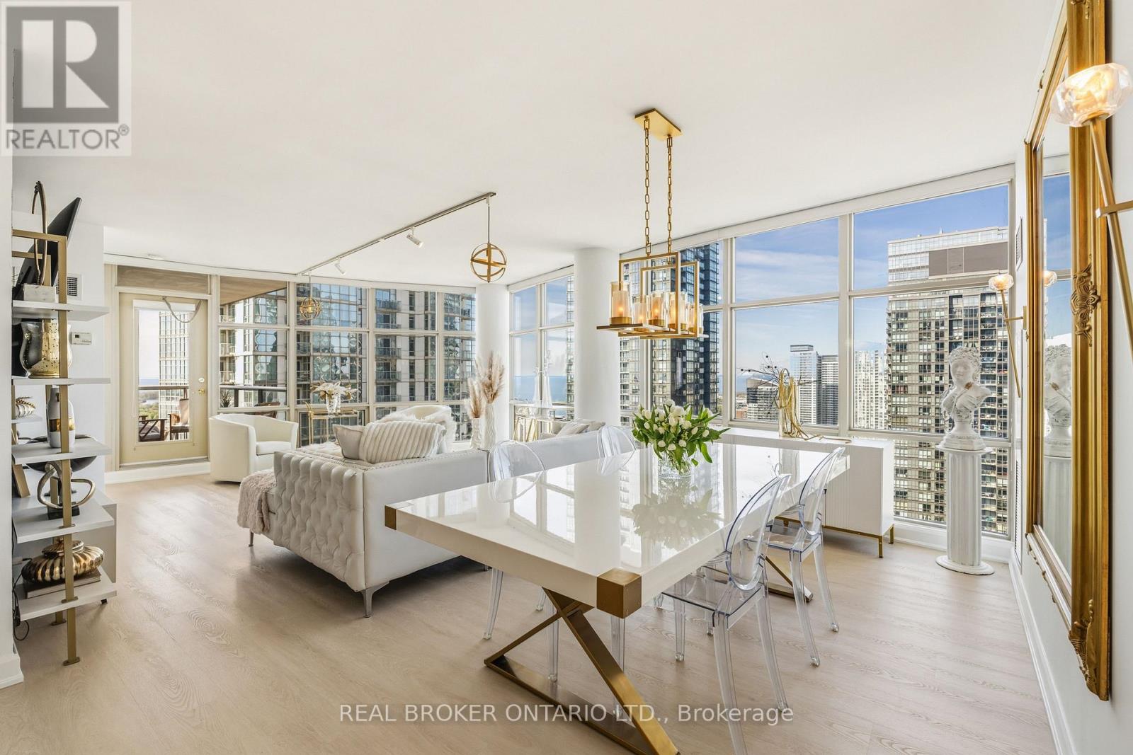 3812 - 10 Navy Wharf Court, Toronto, Ontario  M5V 3V2 - Photo 11 - C13170458