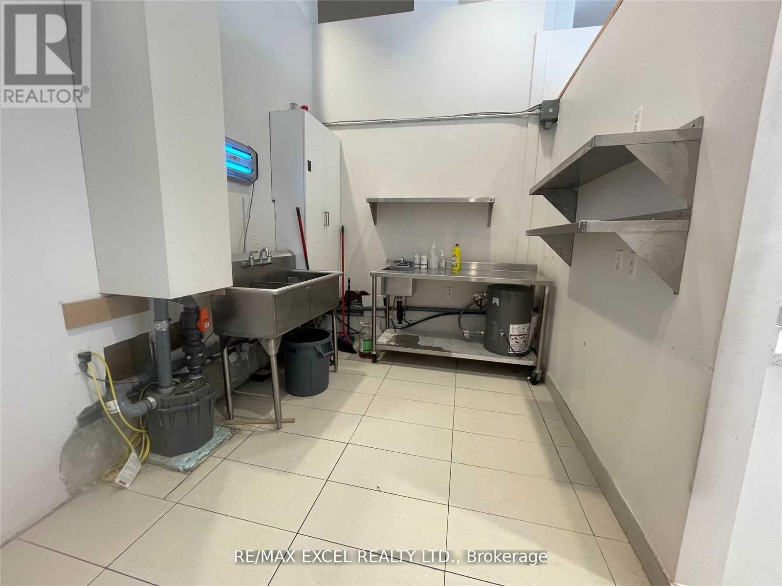 160 - 4750 Yonge Street, Toronto, Ontario  M2N 5M6 - Photo 4 - C13170460