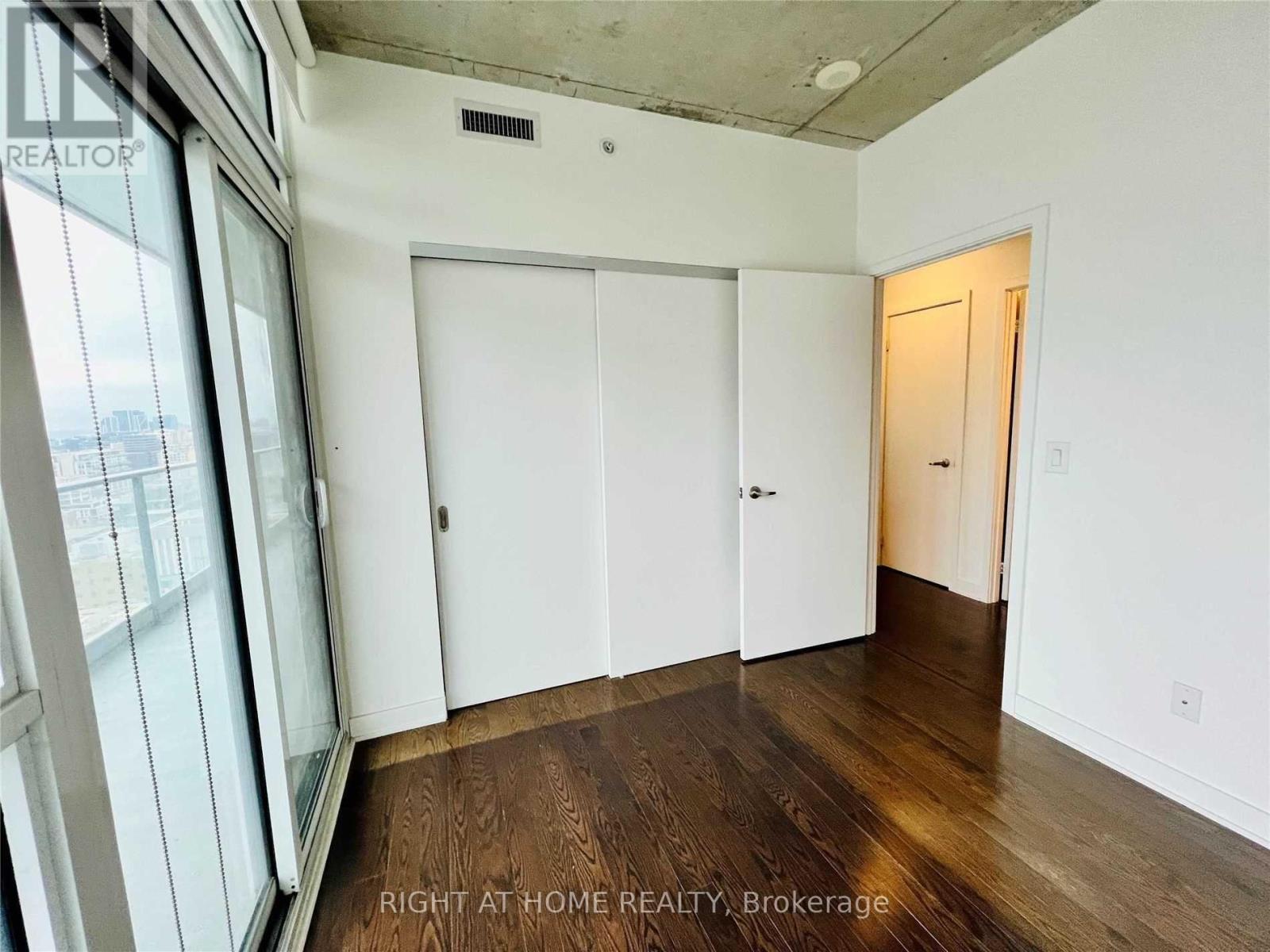 2203 - 210 Simcoe Street, Toronto, Ontario  M5T 0A9 - Photo 14 - C13170528
