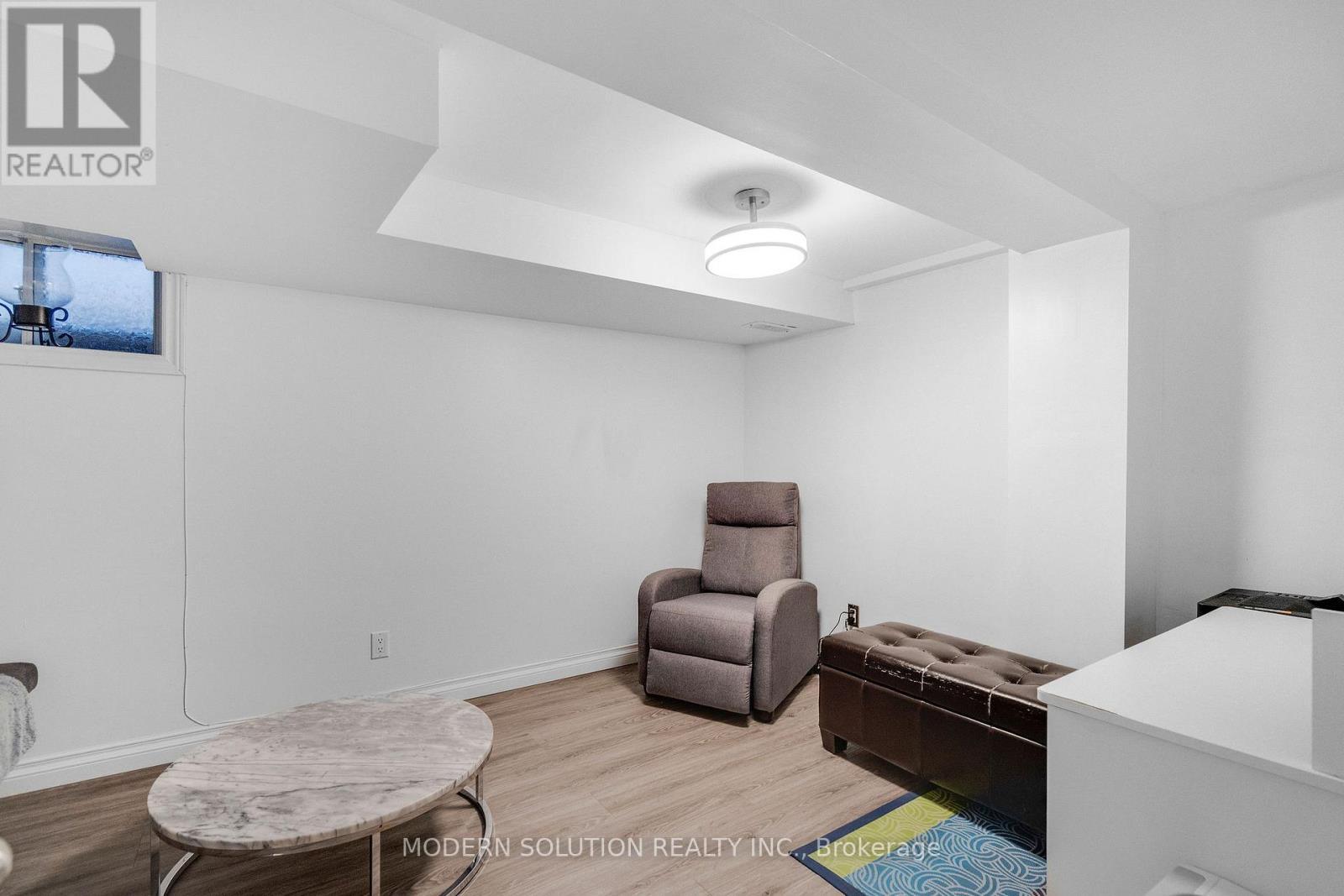 741 Milverton Boulevard, Toronto, Ontario  M4C 1Y3 - Photo 25 - E13170396
