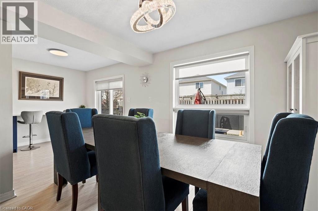 30 Heatherwood Place, Kitchener, Ontario  N2N 3P4 - Photo 11 - 40832922
