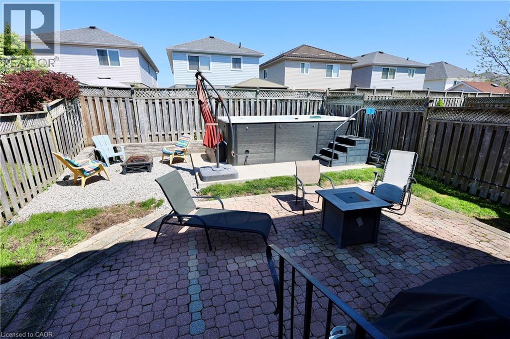 30 Heatherwood Place, Kitchener, Ontario  N2N 3P4 - Photo 43 - 40832922