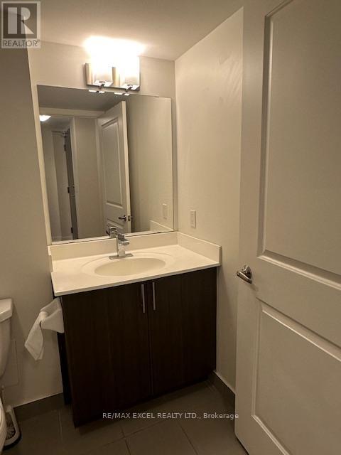 220 - 75 Norman Bethune Avenue, Richmond Hill, Ontario  L4B 0B6 - Photo 9 - N13170280