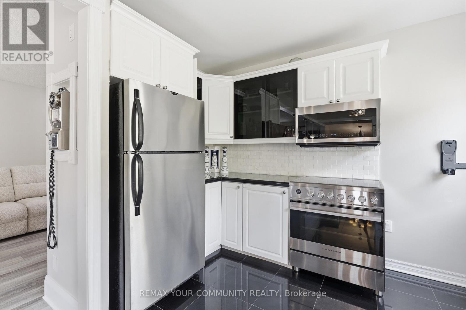 28 Snowshoe Crescent, Markham, Ontario  L3T 4M6 - Photo 8 - N13170318