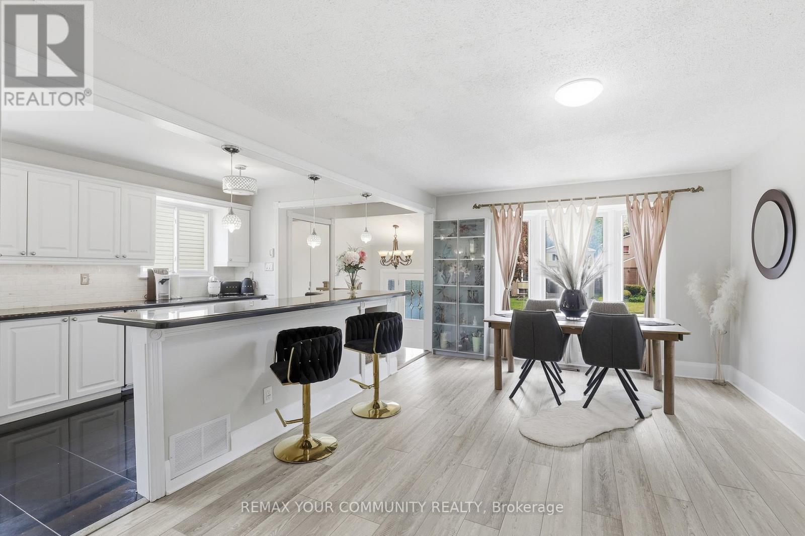 28 Snowshoe Crescent, Markham, Ontario  L3T 4M6 - Photo 9 - N13170318