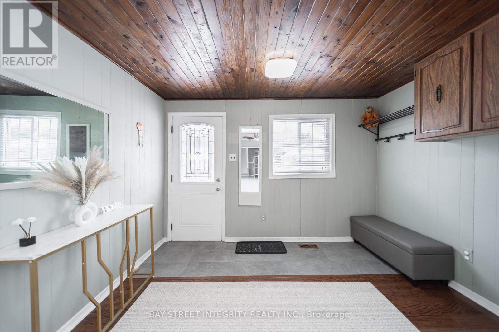 74 De La Salle Boulevard, Georgina, Ontario  L0E 1S0 - Photo 20 - N13170500