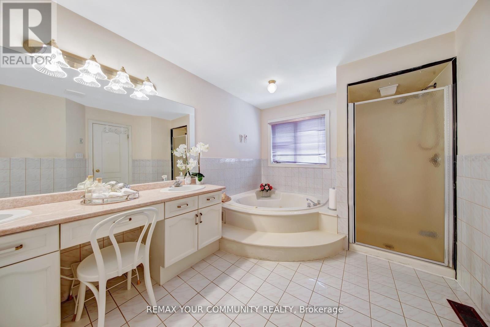 34 Leicester Road, Richmond Hill, Ontario  L4B 3V5 - Photo 27 - N13170510