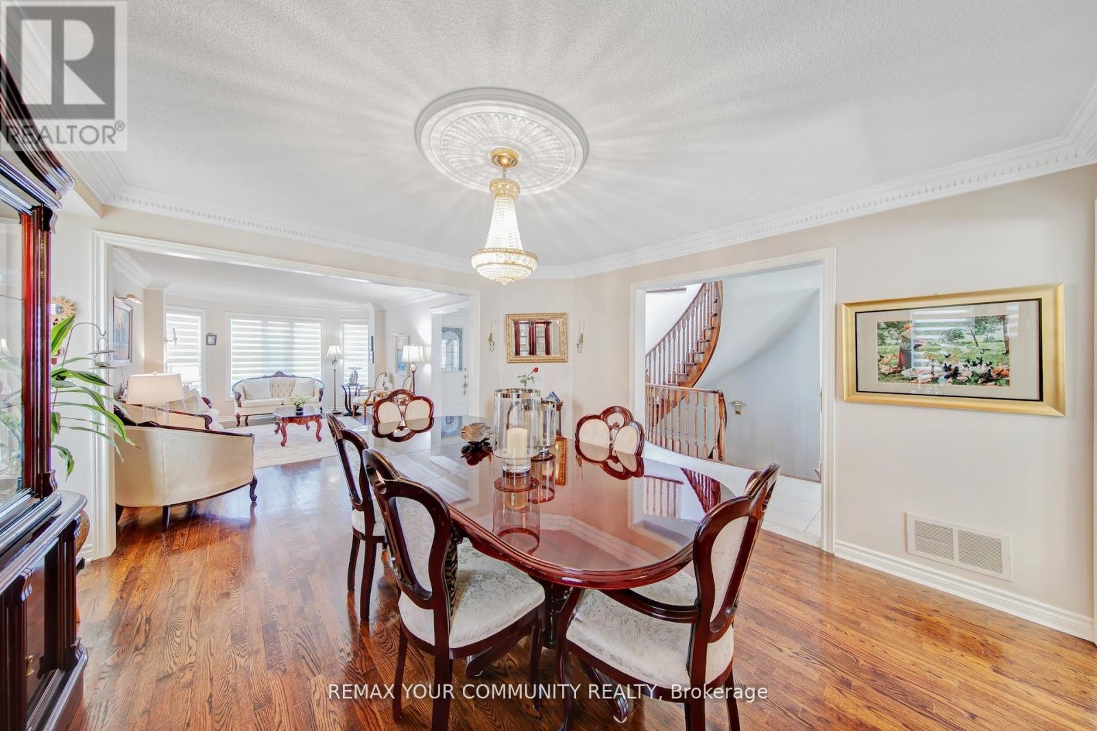 34 Leicester Road, Richmond Hill, Ontario  L4B 3V5 - Photo 9 - N13170510