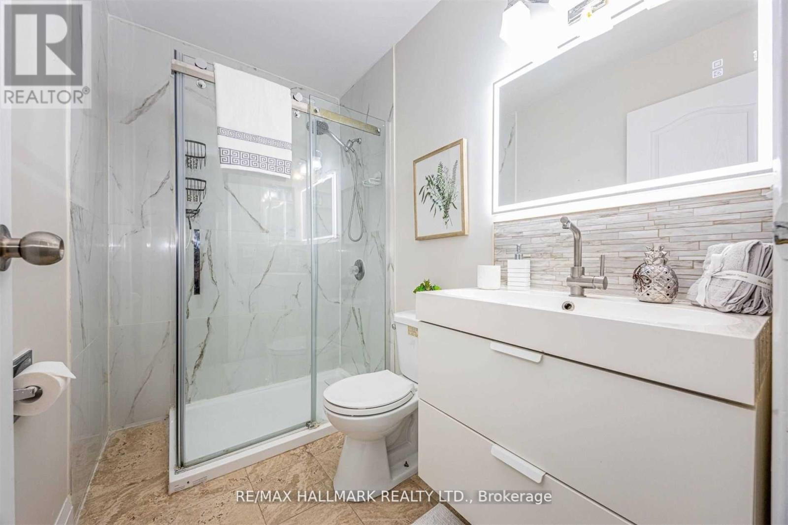 Main - 131 Cottonwood Court, Markham, Ontario  L3T 5W9 - Photo 9 - N13170534