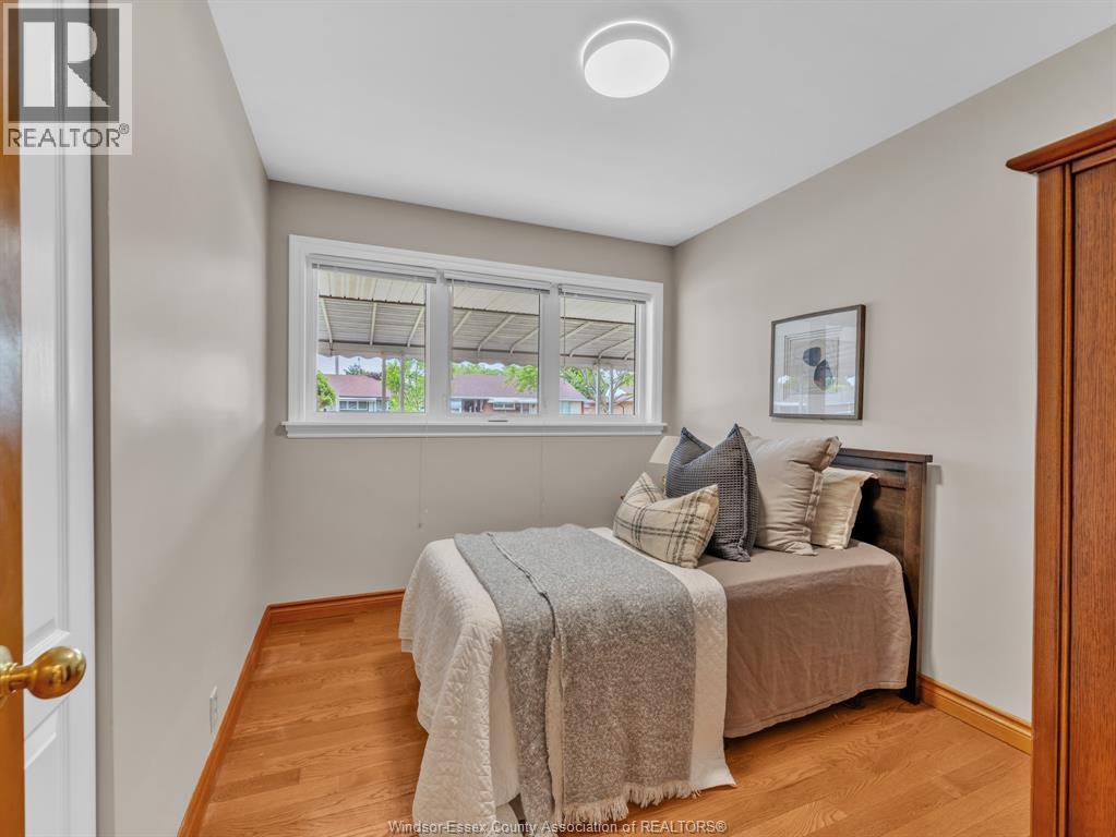 3756 Rosemount Avenue, Windsor, Ontario  N9C 2E5 - Photo 17 - 26012055