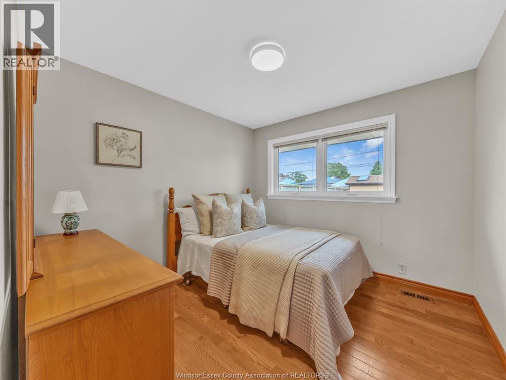 3756 Rosemount Avenue, Windsor, Ontario  N9C 2E5 - Photo 18 - 26012055