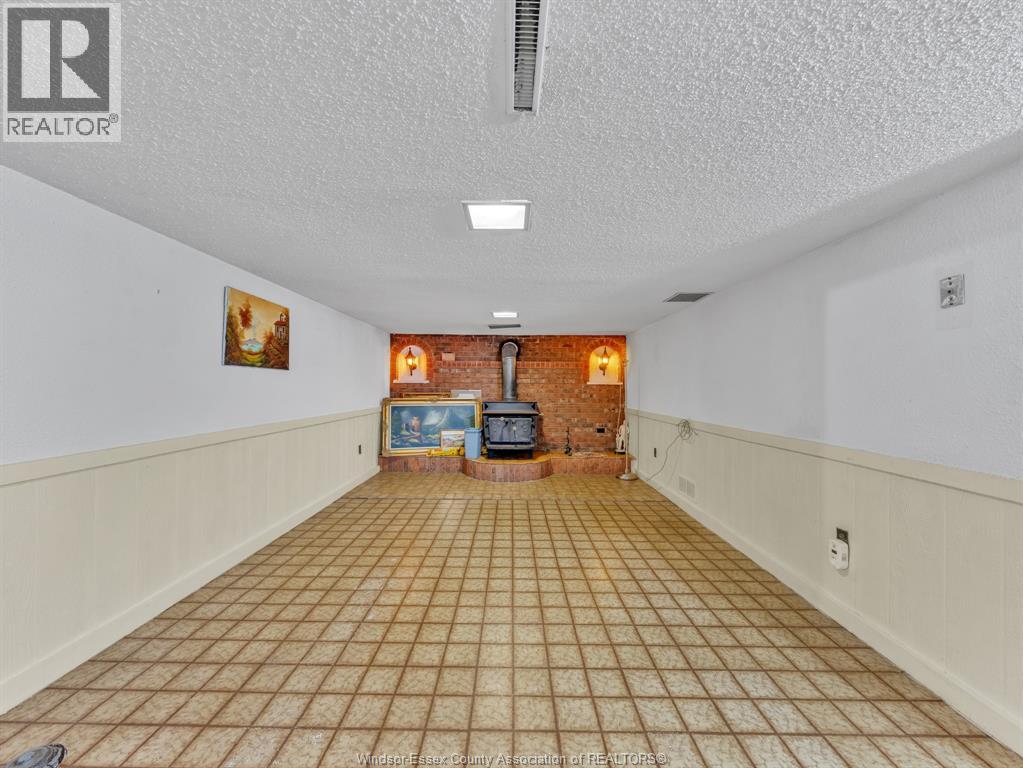 3756 Rosemount Avenue, Windsor, Ontario  N9C 2E5 - Photo 21 - 26012055