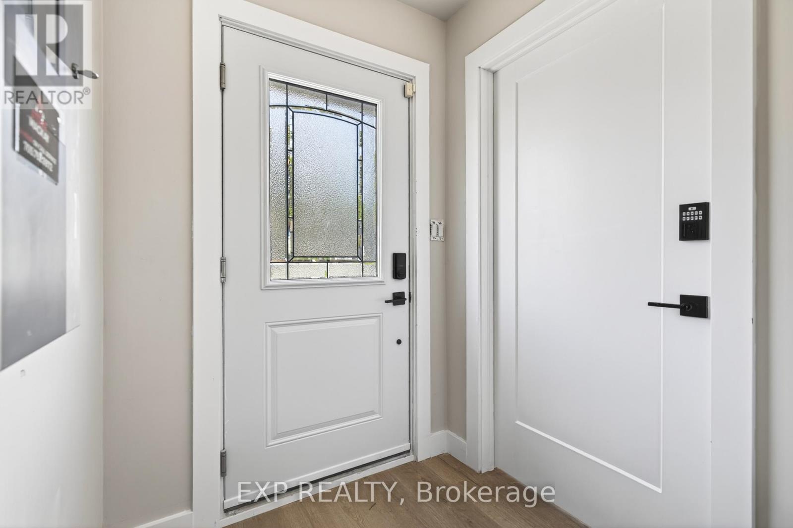 1 - 263 Anne Street N, Barrie (Sunnidale), Ontario  L4N 4Y1 - Photo 2 - S13170310