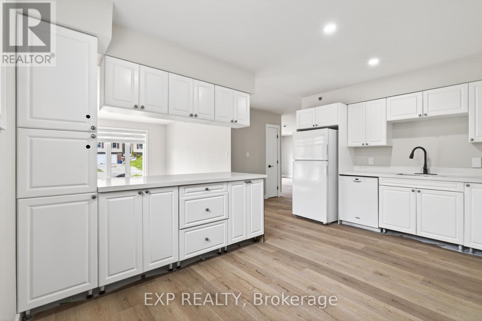 1 - 263 Anne Street N, Barrie (Sunnidale), Ontario  L4N 4Y1 - Photo 8 - S13170310