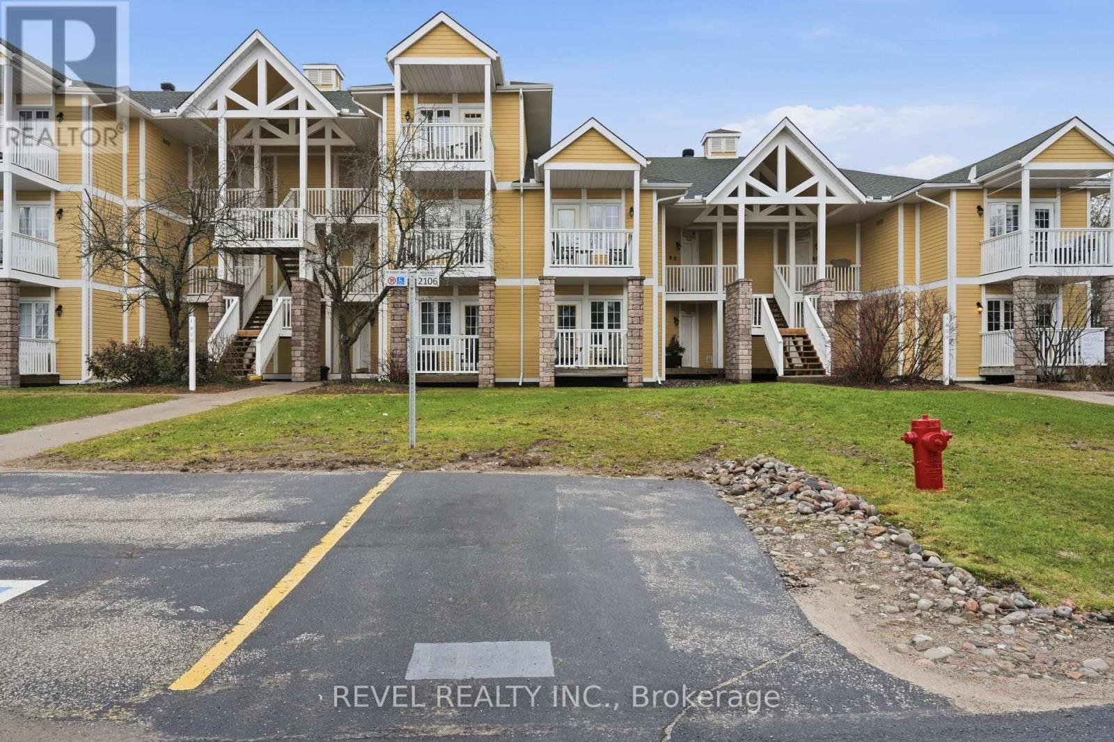 2106 - 90 Highland Drive, Oro-Medonte, Ontario  L0L 2L0 - Photo 3 - S13170466
