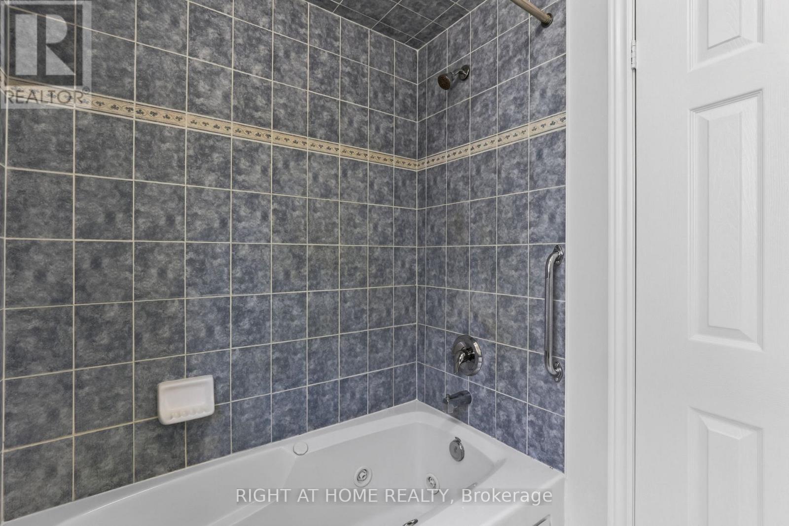 87 Jessica Drive, Barrie (Painswick South), Ontario  L4N 5Y9 - Photo 25 - S13170564