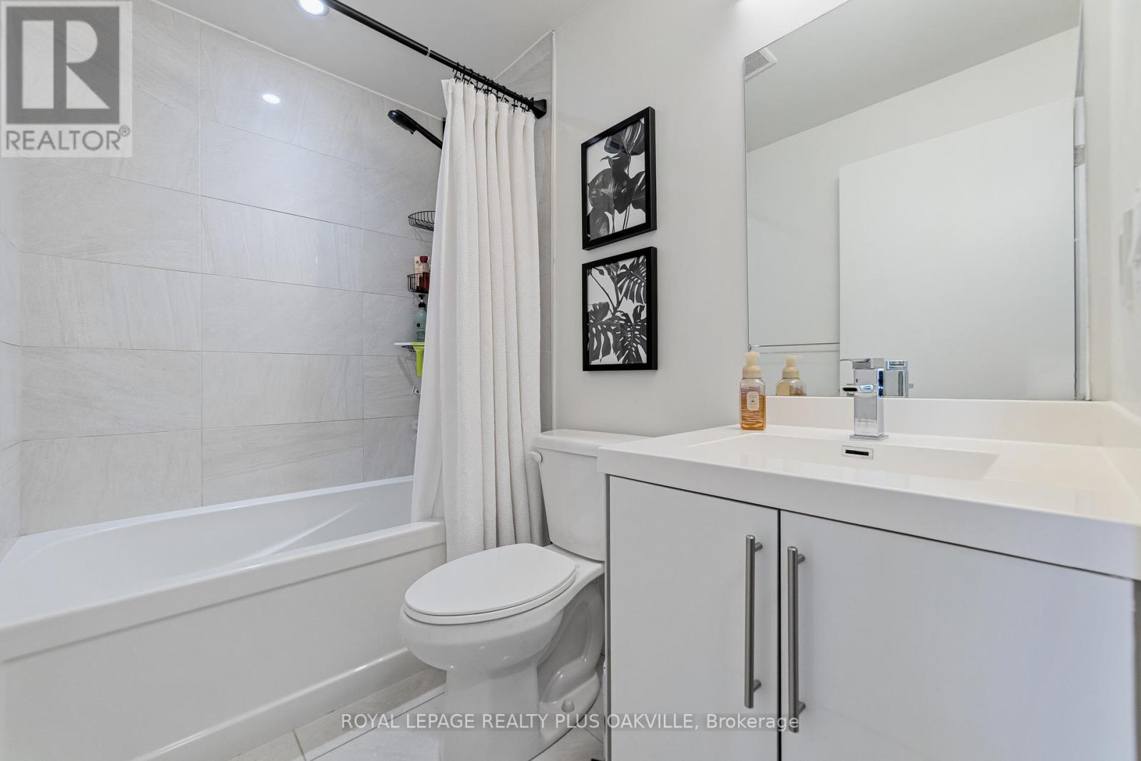 2207 - 2087 Fairview Street, Burlington, Ontario  L7R 0E5 - Photo 5 - W13170270