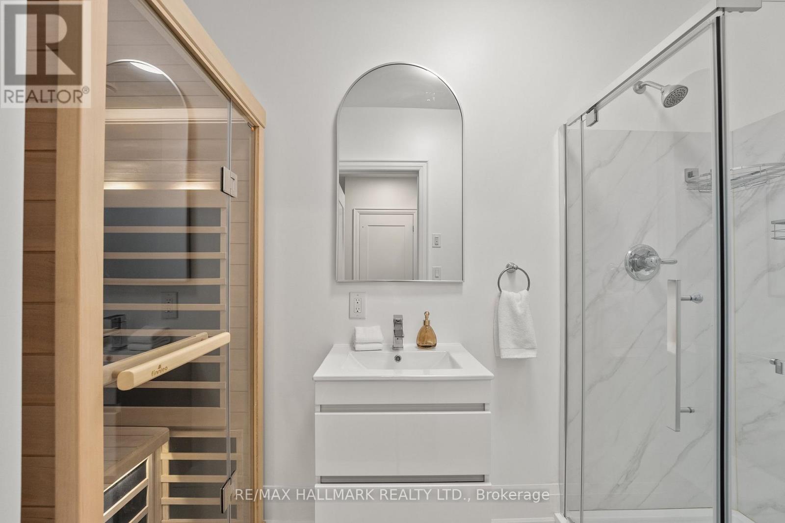 129 High Street W, Mississauga, Ontario  L5H 1K4 - Photo 43 - W13170296
