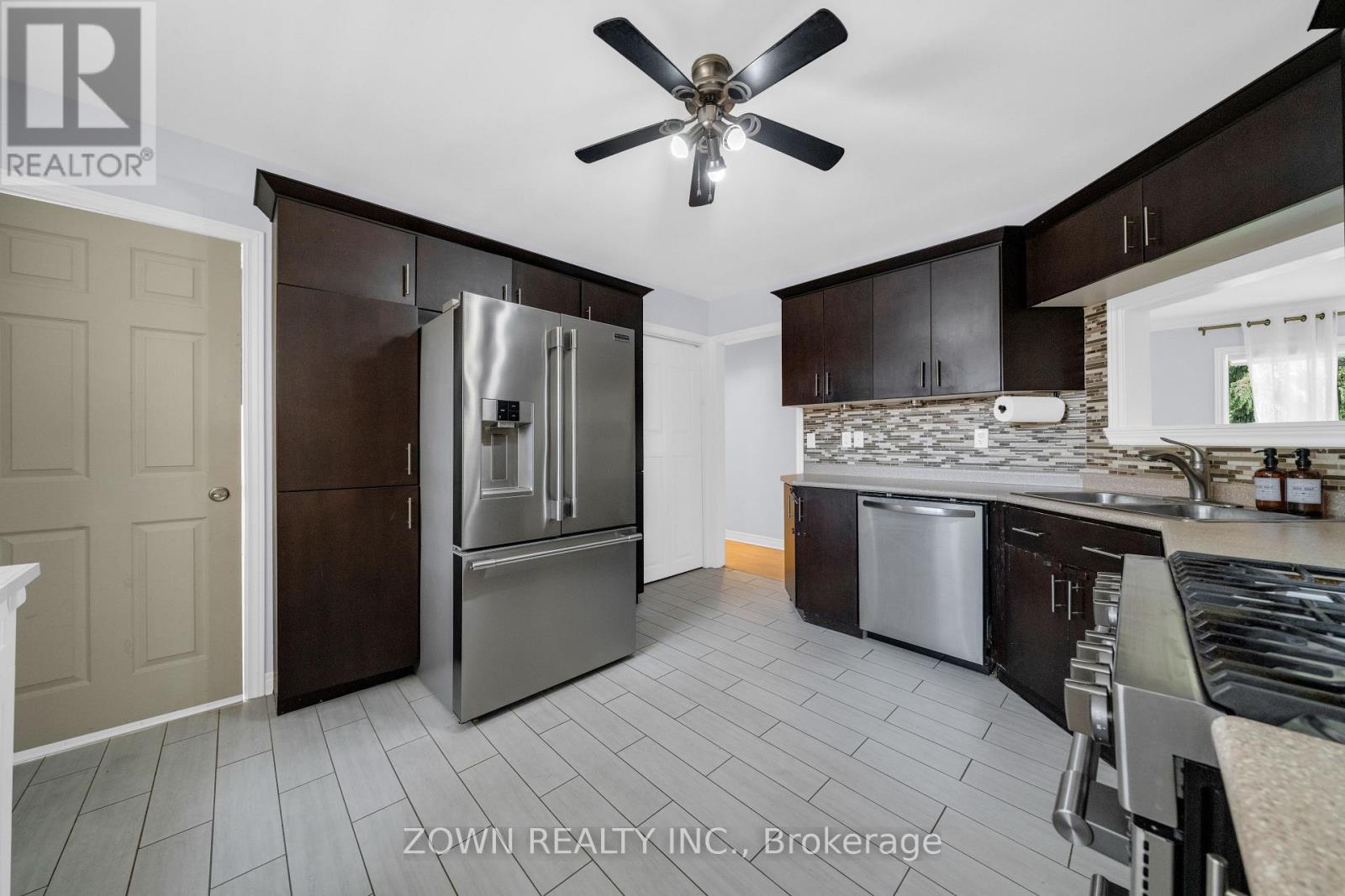 2330 Edenhurst Drive, Mississauga, Ontario  L5A 2K9 - Photo 17 - W13170314