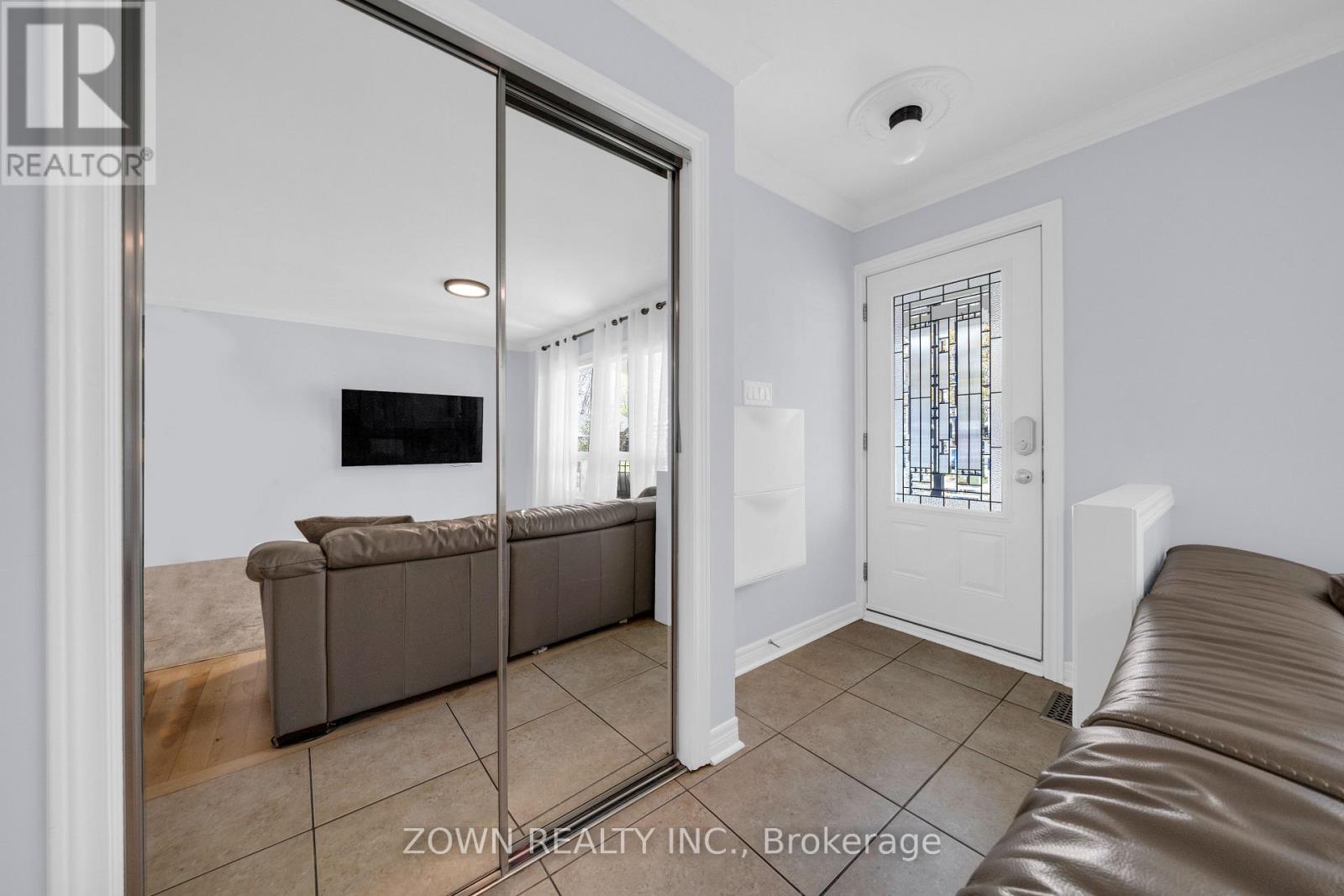 2330 Edenhurst Drive, Mississauga, Ontario  L5A 2K9 - Photo 8 - W13170314