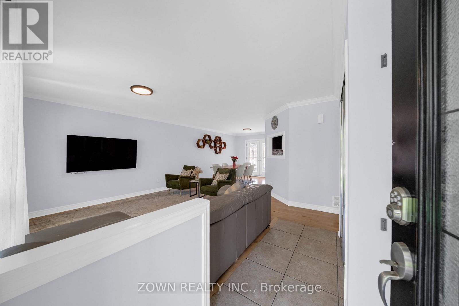 2330 Edenhurst Drive, Mississauga, Ontario  L5A 2K9 - Photo 9 - W13170314