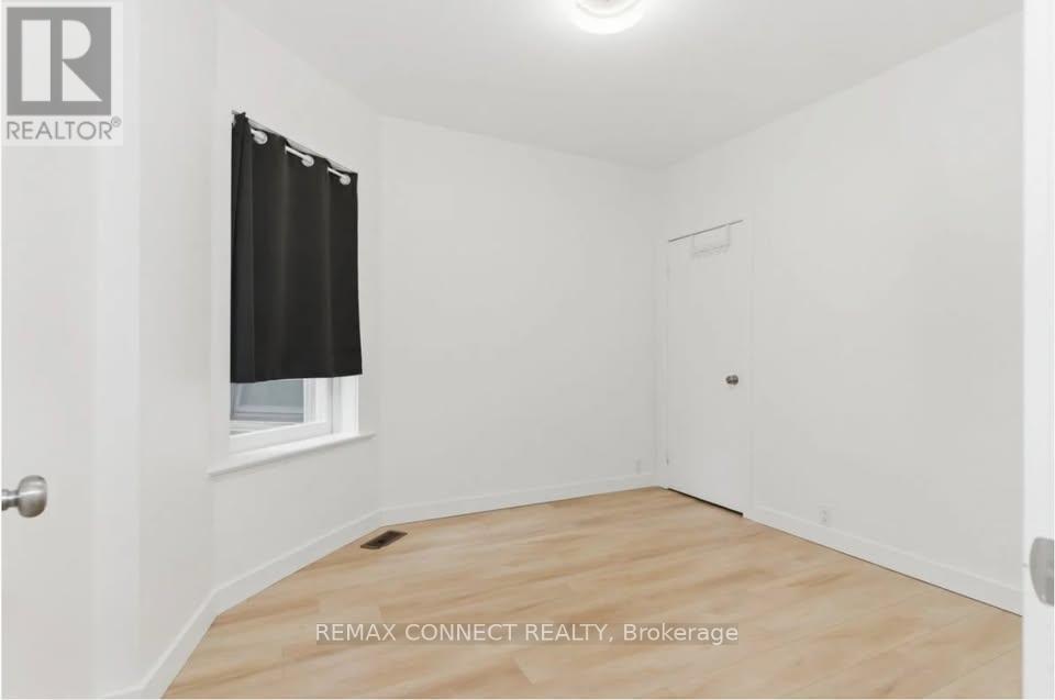 2nd Floor - 401 Roncesvalles Avenue, Toronto, Ontario  M6R 2N1 - Photo 10 - W13170434