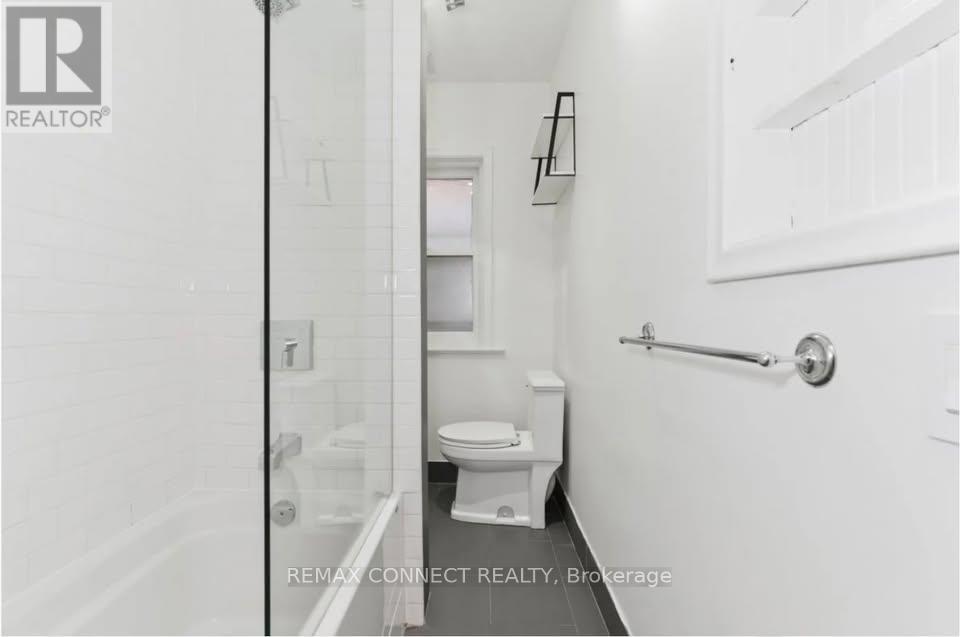 2nd Floor - 401 Roncesvalles Avenue, Toronto, Ontario  M6R 2N1 - Photo 13 - W13170434