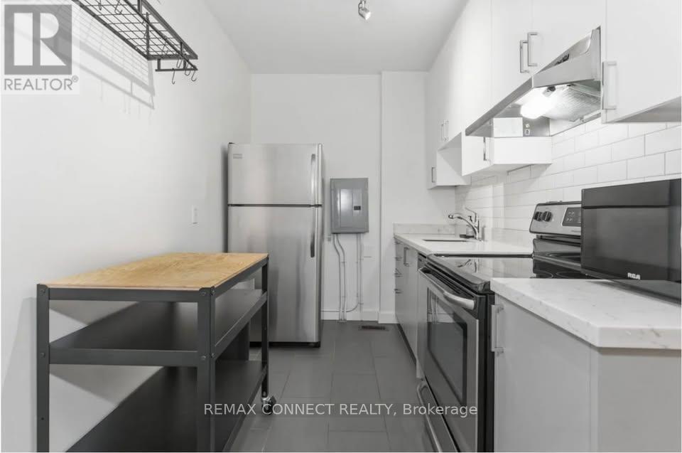 2nd Floor - 401 Roncesvalles Avenue, Toronto, Ontario  M6R 2N1 - Photo 18 - W13170434